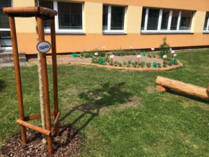 Sportoviště, Veřejná zeleň - jplcz.com - Zahrada pro mateřskou školku, Operační program ŽIVOTNÍ PROSTŘEDÍ
