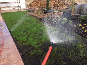 Údržba zahrad - sekání, hnojení, vertikutace, zalévání